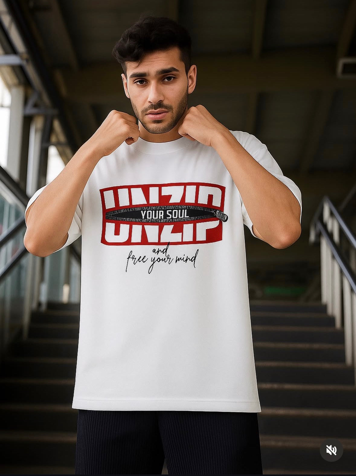 Unzip Tshirt  - Oversized